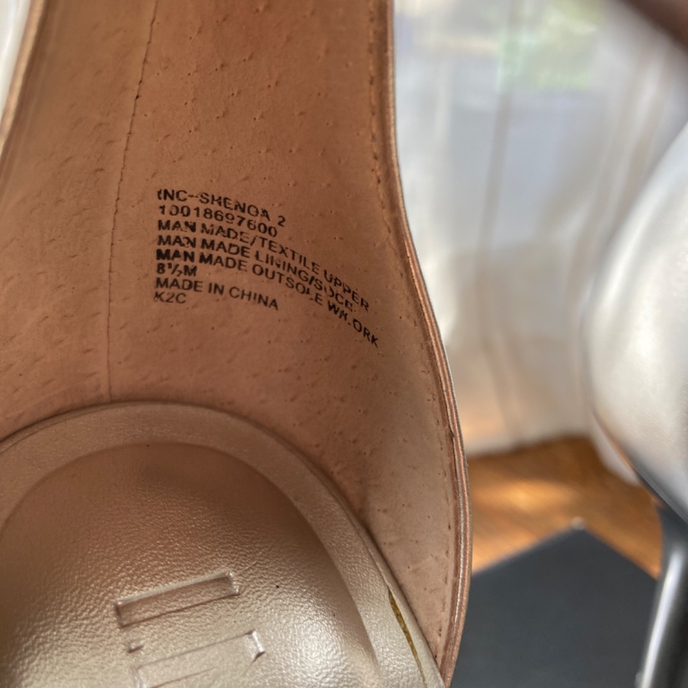 I.N.C. Sheona Silver Heels Sz 8.5 👠 - Picture 7 of 11